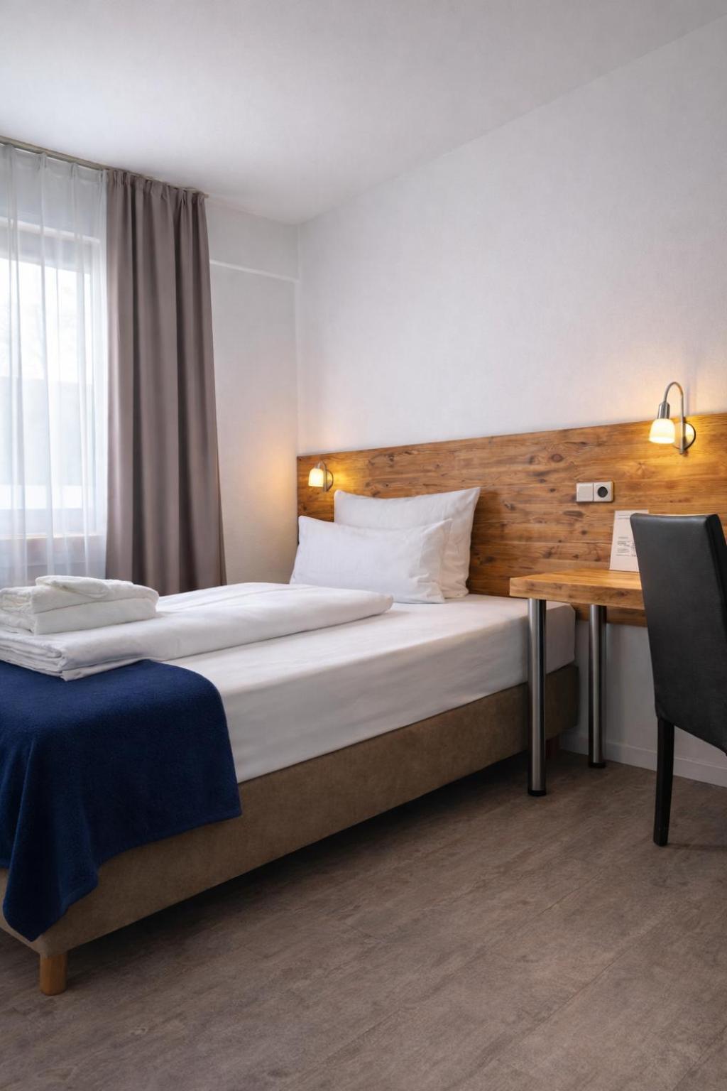 Single Room,1742576494:JPEG